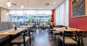 plaza premium koln