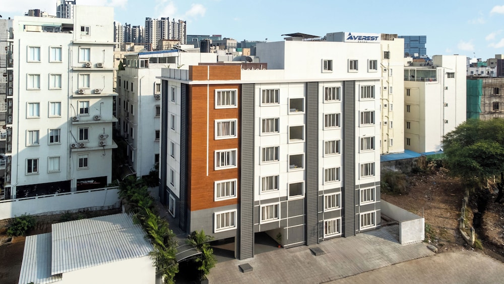 destino by monday hotels gachibowli