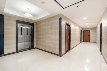 destino by monday hotels gachibowli
