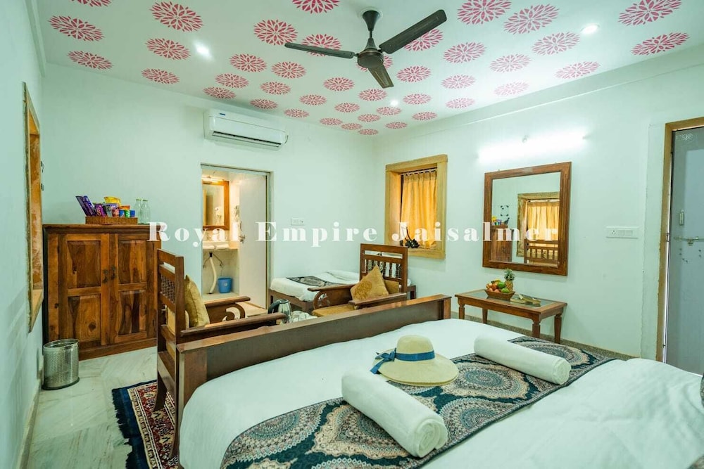 royal empire camp and resort jaisalmer