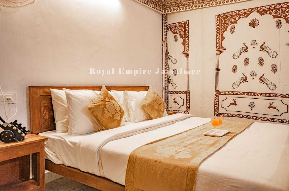 royal empire camp and resort jaisalmer