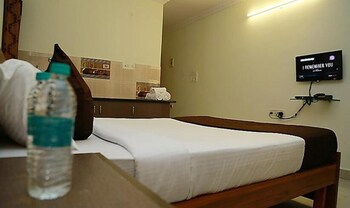 mann pasand inn feel the luxury