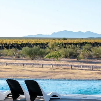 entre vinedos resort hotel