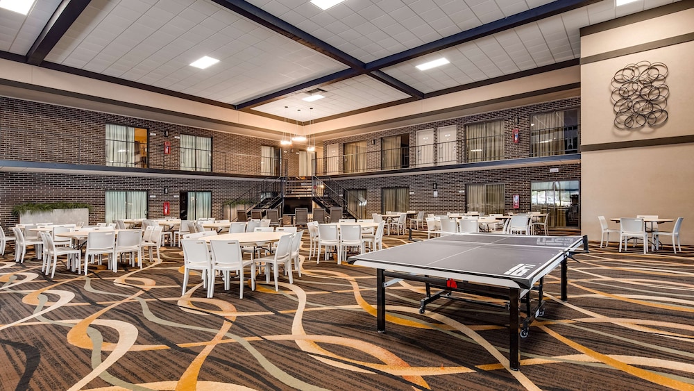 best western angus inn