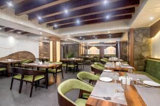 queens yard darjeeling