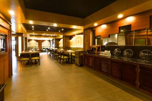 queens yard darjeeling