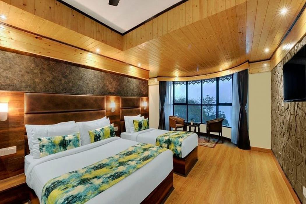 queens yard darjeeling