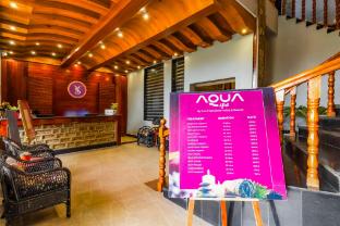 queens yard darjeeling