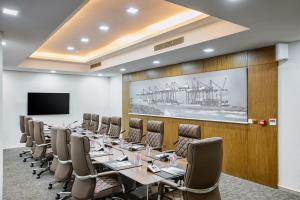 alisa hotel tema