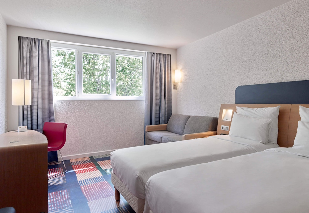 bandb hotel cergy port