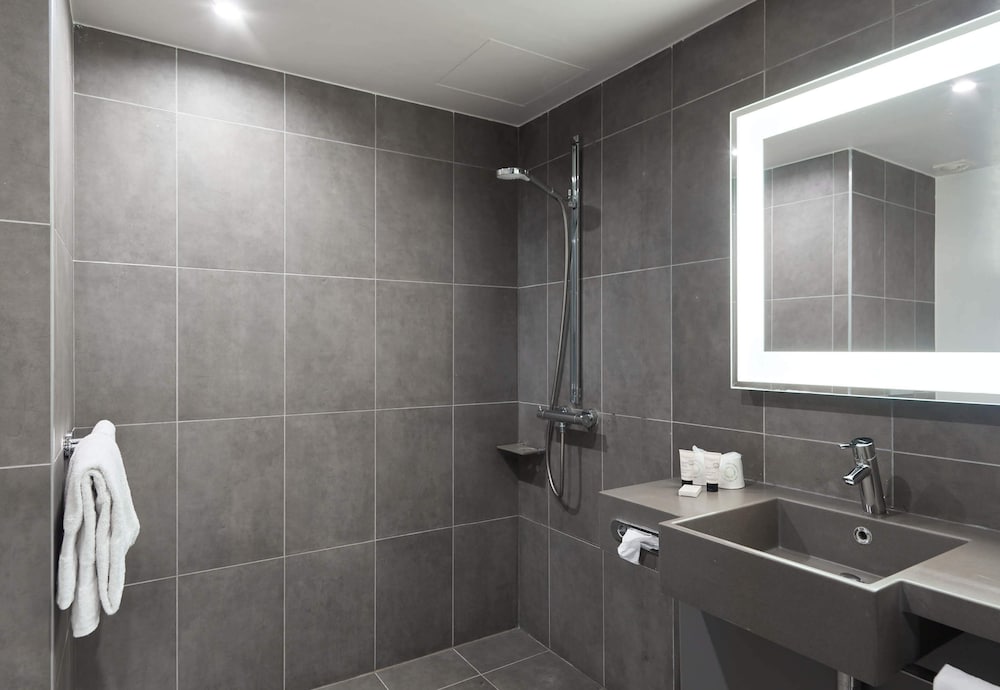 bandb hotel cergy port