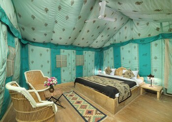 foxoso luxury camps