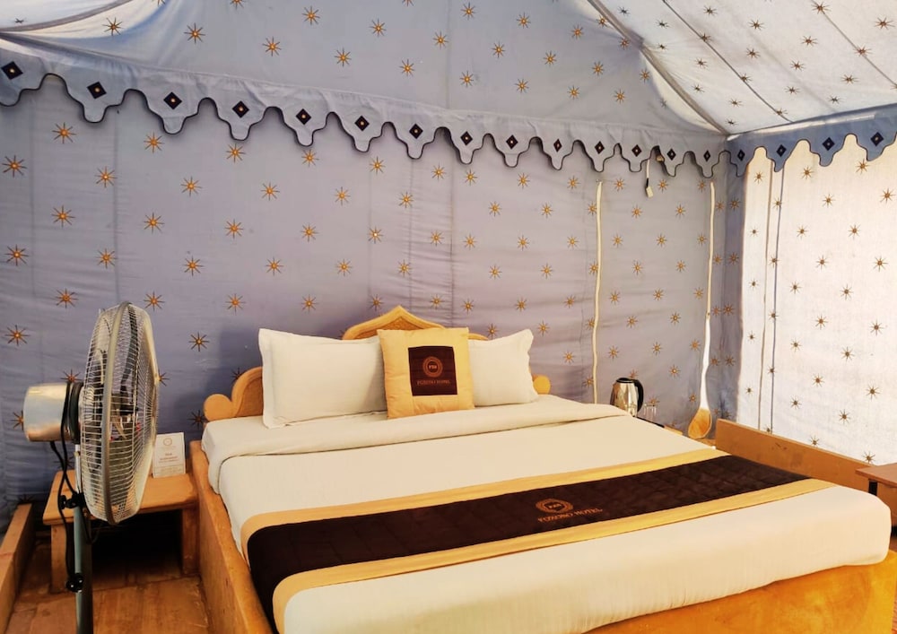 foxoso luxury camps