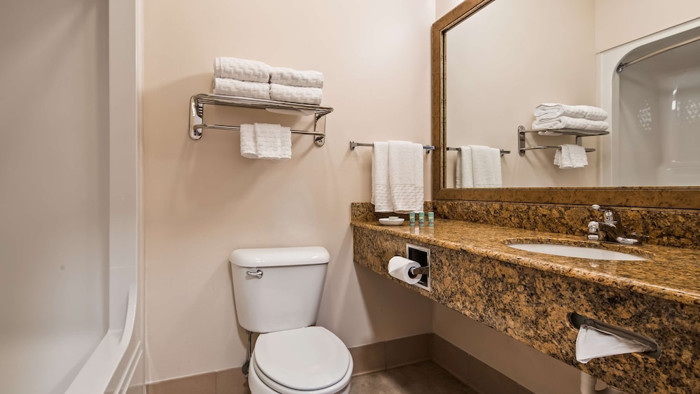 best western brookfield