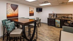 best western brookfield