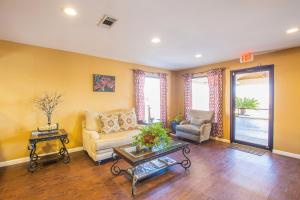 Rodeway Inn & Suites,Mccomb>>Brookhaven,2 star
