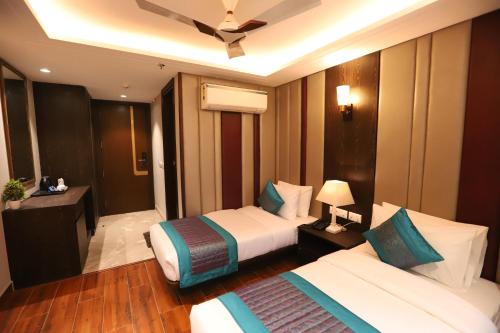 hotel the magic tree paharganj