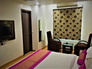 hotel mukund residency