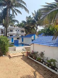 beachouse beachfront cottages and suites