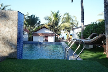 Beachouse Beachfront Cottages And Suites,Goa>>Calangute,2 star