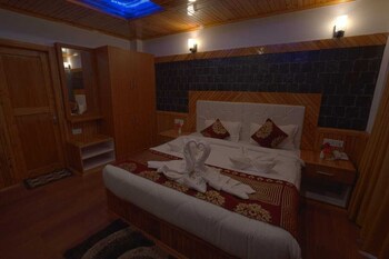 hotel valley view koti