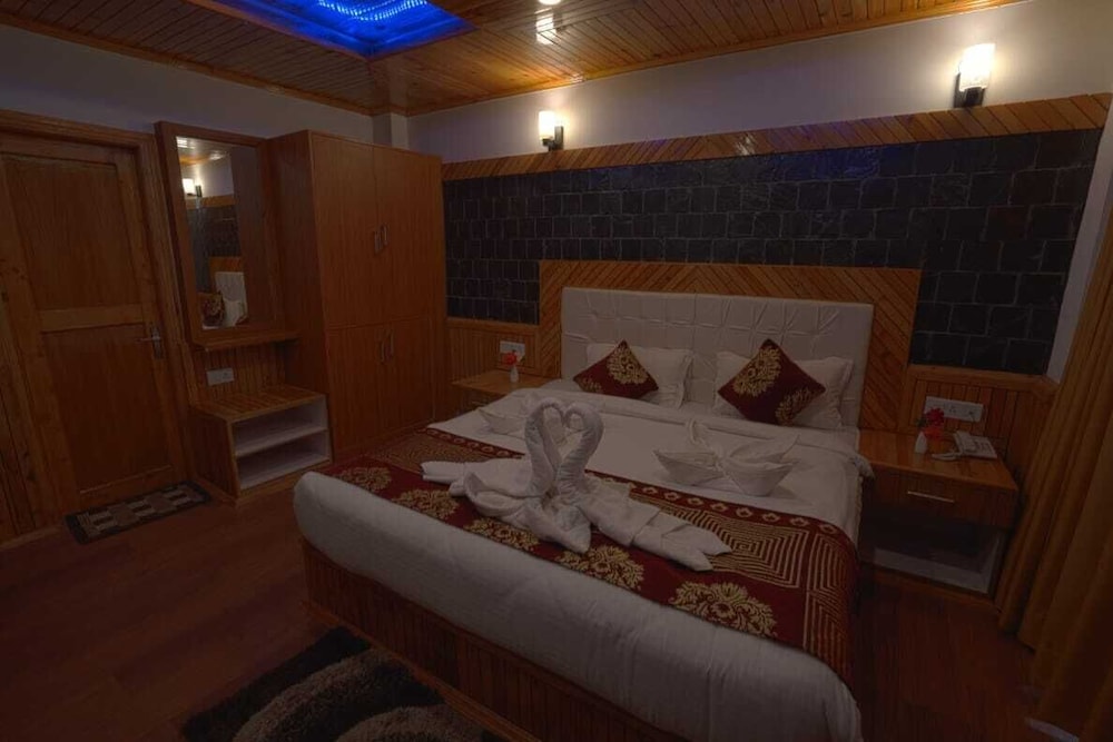 hotel valley view koti