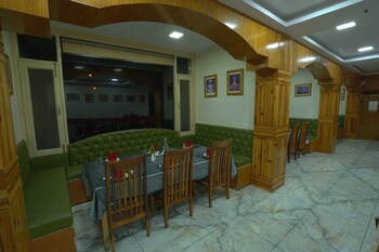 hotel valley view koti