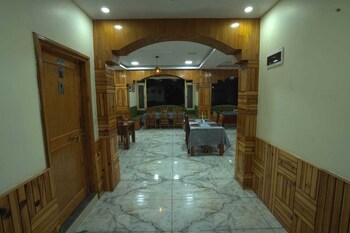 hotel valley view koti