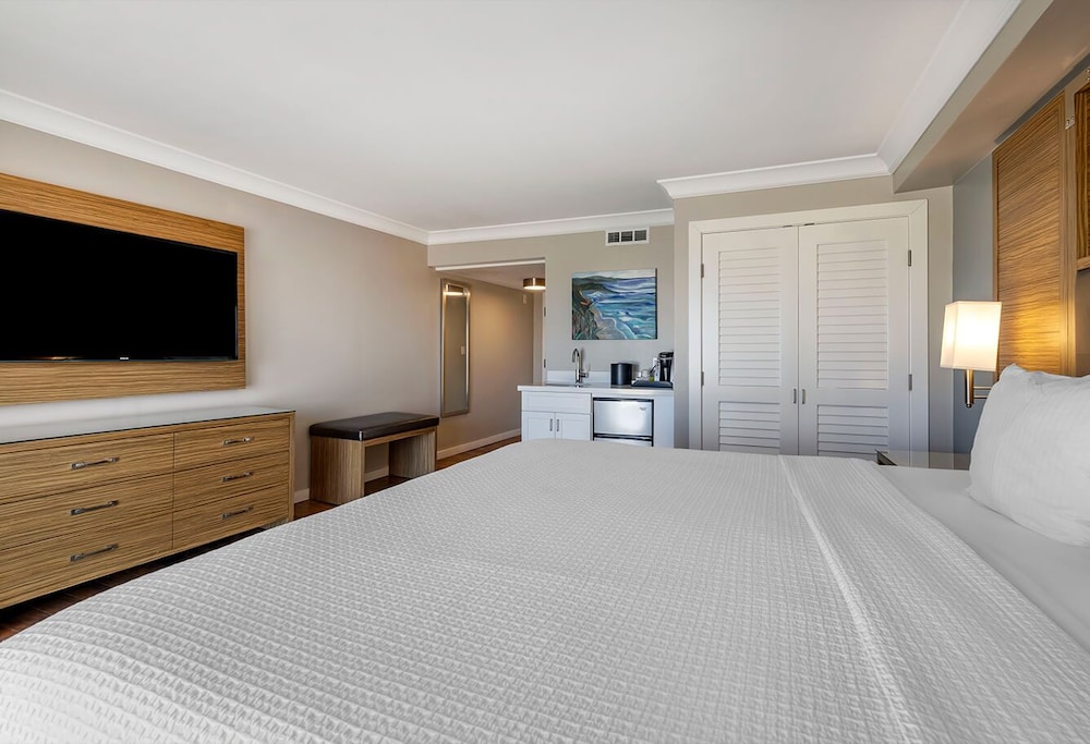 the encinitan hotel and suites