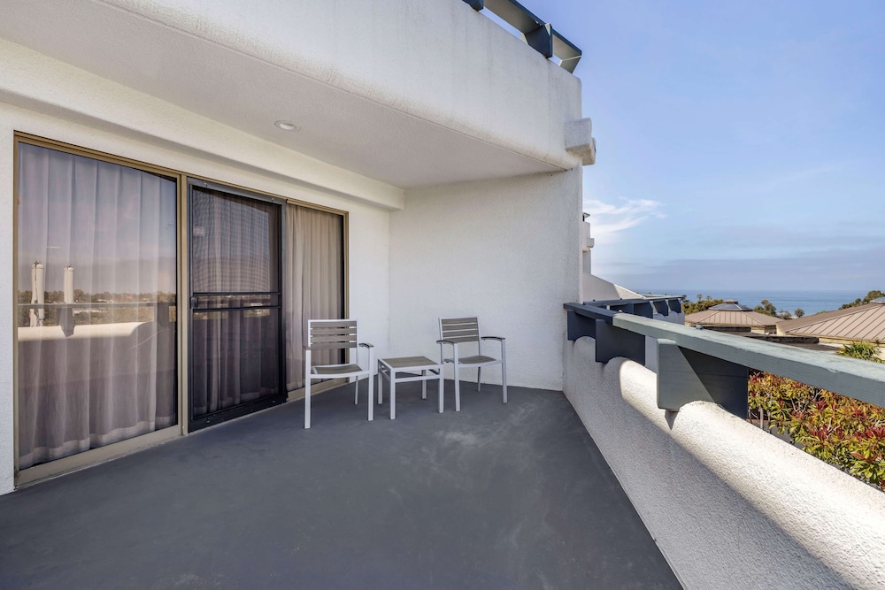 The Encinitan Hotel & Suites,San Diego>>Encinitas,3 star