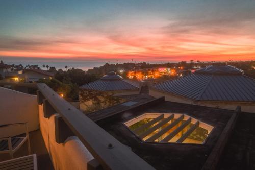 the encinitan hotel and suites