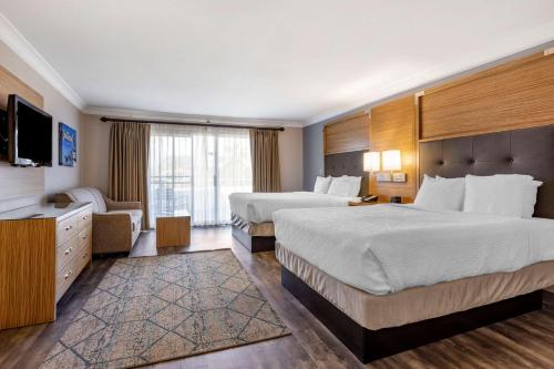 the encinitan hotel and suites