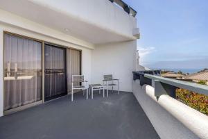 the encinitan hotel and suites