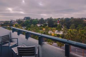 the encinitan hotel and suites