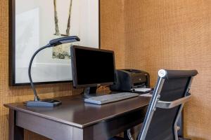 the encinitan hotel and suites