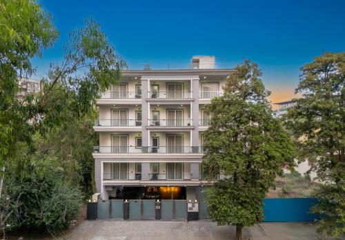 bedchambers serviced apartments on mg road gurgaon