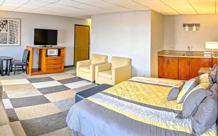 coratel inn by jasper iowa fairfield