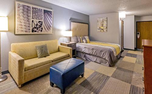 coratel inn by jasper iowa fairfield