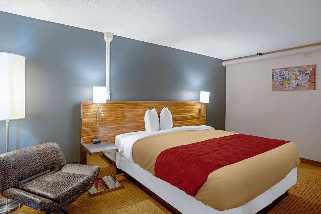 Quality Inn Frontier At U.S. Hwy 30,De Witt>>Clinton,3 star