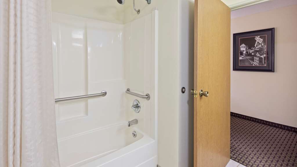 best western golden spike inn and suites