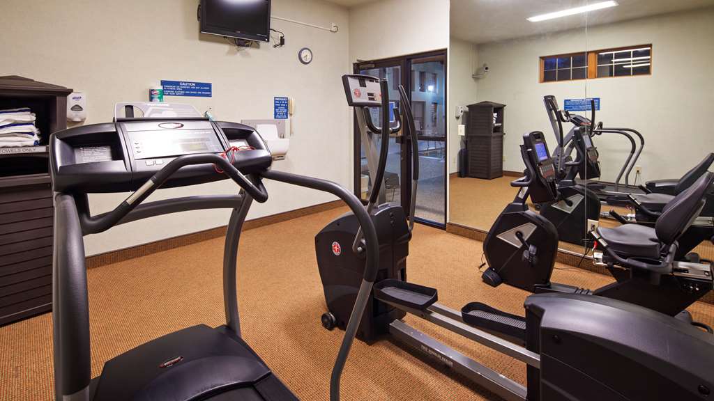 best western golden spike inn and suites