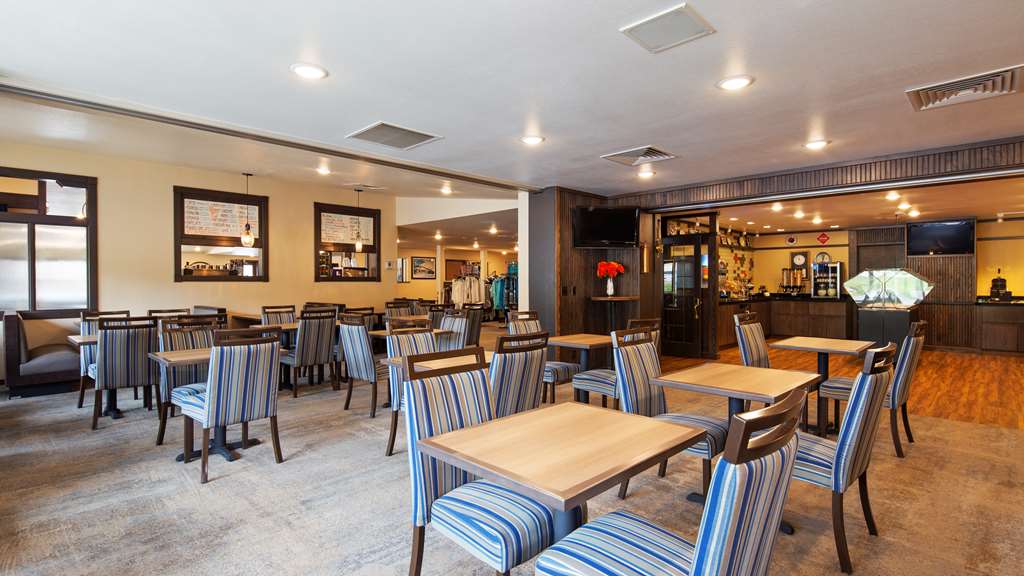 best western golden spike inn and suites