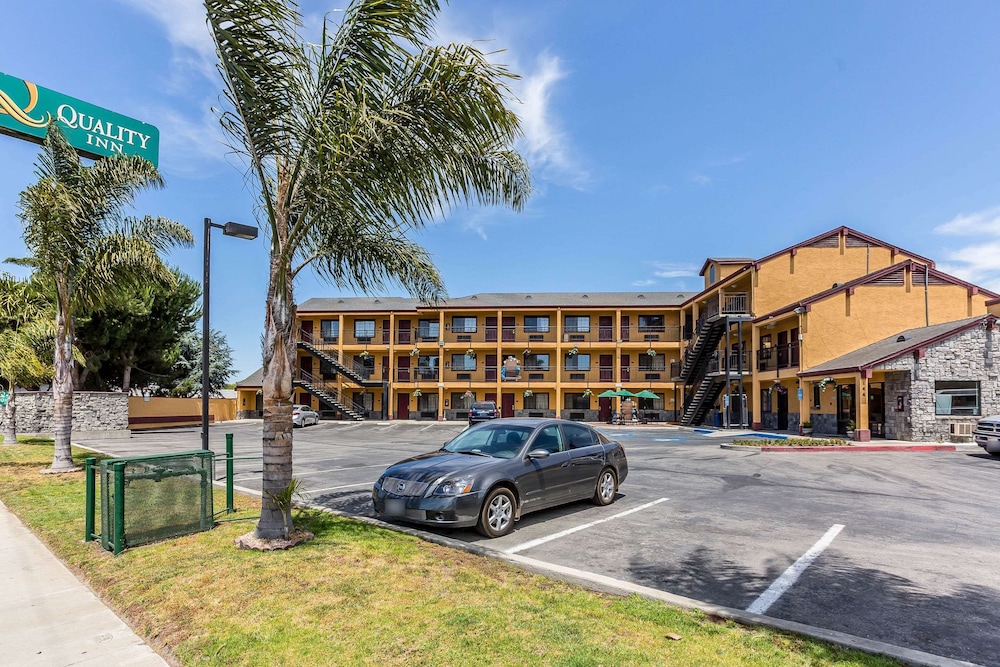 quality inn salinas