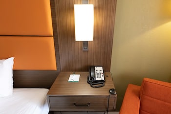 quality inn salinas