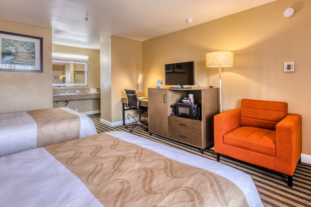 quality inn salinas