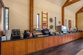 best western plus intercourse village inn and suites