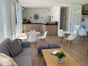 live hotel boutique adults only