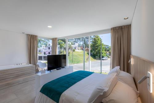 live hotel boutique adults only