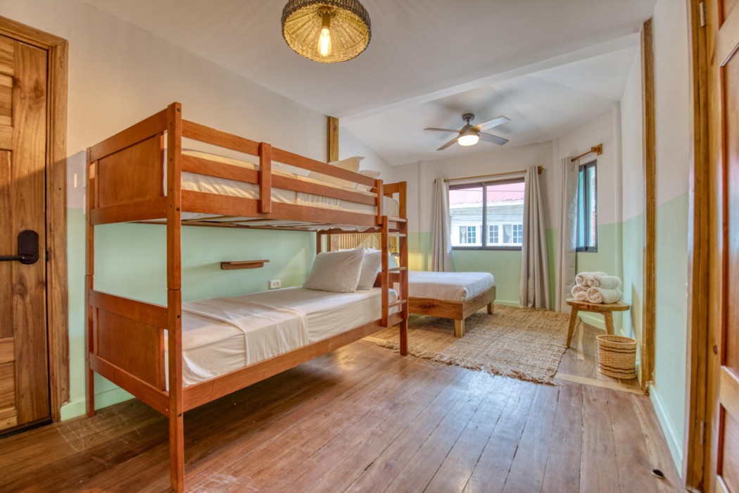 bambuda bocas town hostel
