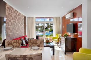 monicca collection suites and residences